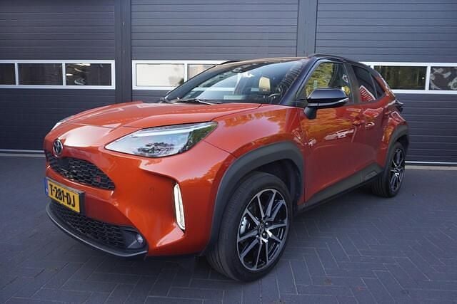 Oranje Gebruikt 2023 Toyota Yaris Cross Sport SUV | € 25.950 (Super prijs) - Afbeelding 1/4