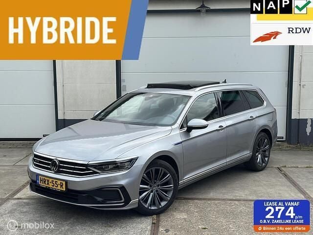 Zilver Gebruikt 2020 VW Passat GTE Stationwagen | € 19.999 (Eerlijke prijs) - Afbeelding 1/4