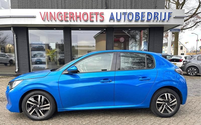 Occasion Peugeot 208 Allure 100 PK (73 kW) 2023 Blauw Hatchback