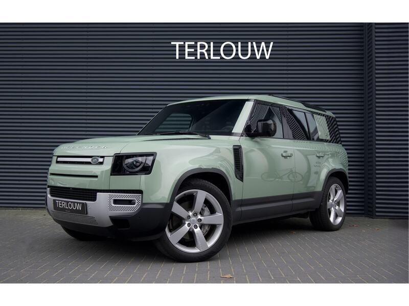 Groen Gebruikt 2024 Land Rover Defender SE SUV | € 109.500 - Afbeelding 1/3