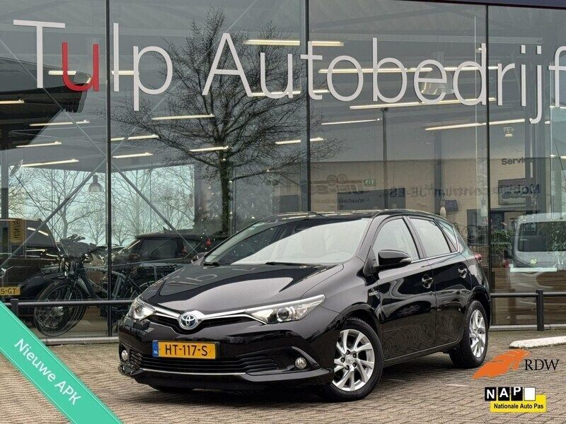 Zwart Gebruikt 2015 Toyota Auris Hatchback | € 14.749 (Eerlijke prijs) - Afbeelding 1/4