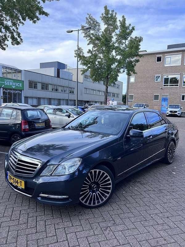 Occasion 2012 Mercedes E220 Avantgarde Sedan | € 10.999 (Eerlijke prijs) - Afbeelding 1/4