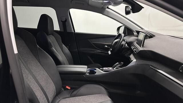 Occasion Peugeot 5008 Allure 131 PK (96 kW) 2020 Zwart SUV