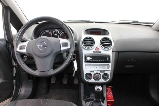 Occasion Opel Corsa 2012 Blauw Sedan