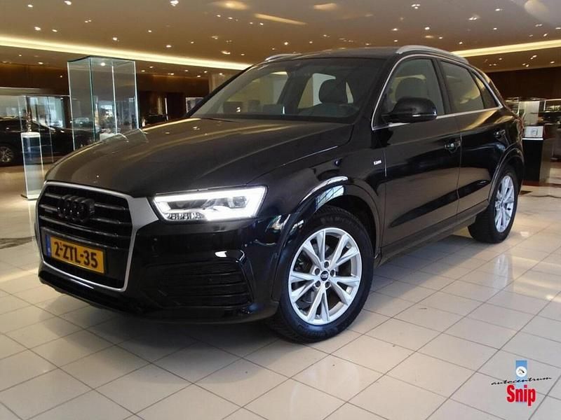 Zwart Gebruikt 2015 Audi Q3 Sport SUV | € 19.950 (Eerlijke prijs) - Afbeelding 1/4