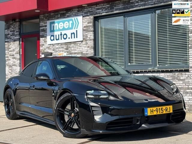 Zwart Gebruikt 2020 Porsche Taycan Turbo Chrono Sedan | € 73.495 - Afbeelding 1/4