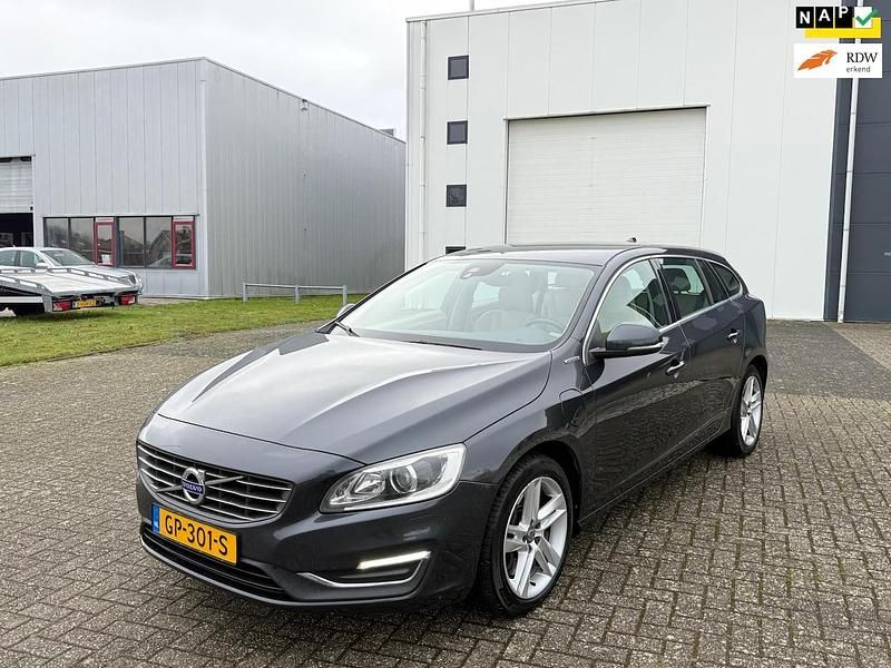 Occasion Volvo V60 Summum 2015 Grijs Stationwagen