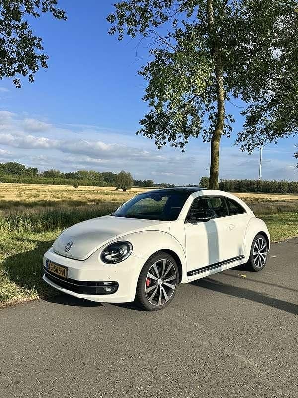 Gebruikt 2012 VW Beetle Exclusive Sedan | € 8.000 - Afbeelding 1/4