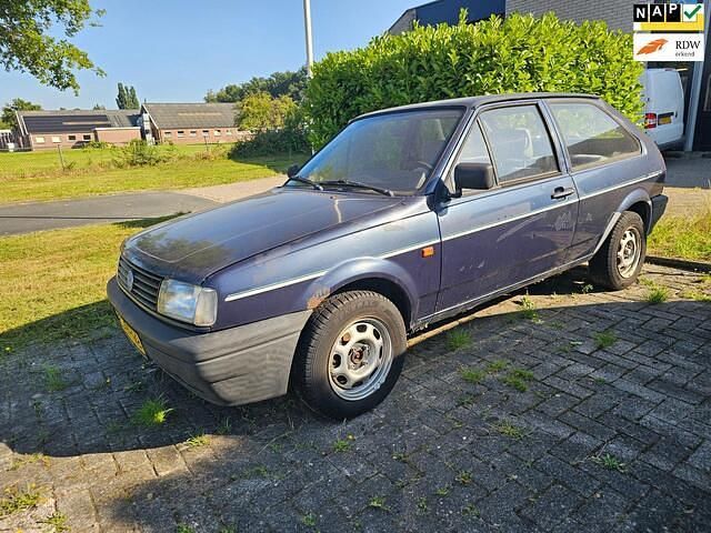 Blauw Gebruikt 1993 VW Polo Hatchback | € 950 - Afbeelding 1/3