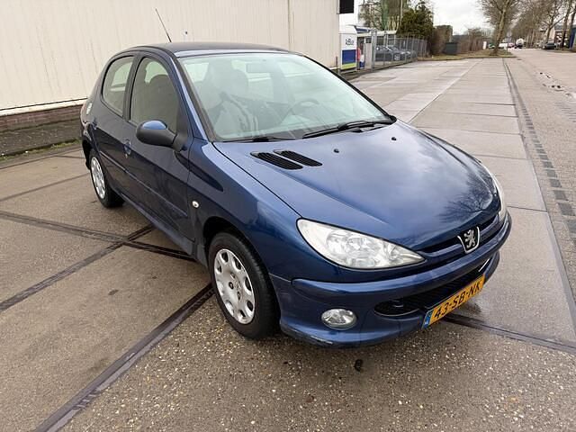 Occasion Peugeot 206 88 PK (64 kW) 2005 Blauw Hatchback