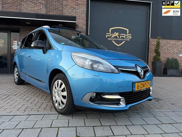 Blauw Occasion 2015 Renault Grand Scénic III Bose Edition MPV | € 5.950 (Eerlijke prijs) - Afbeelding 1/4