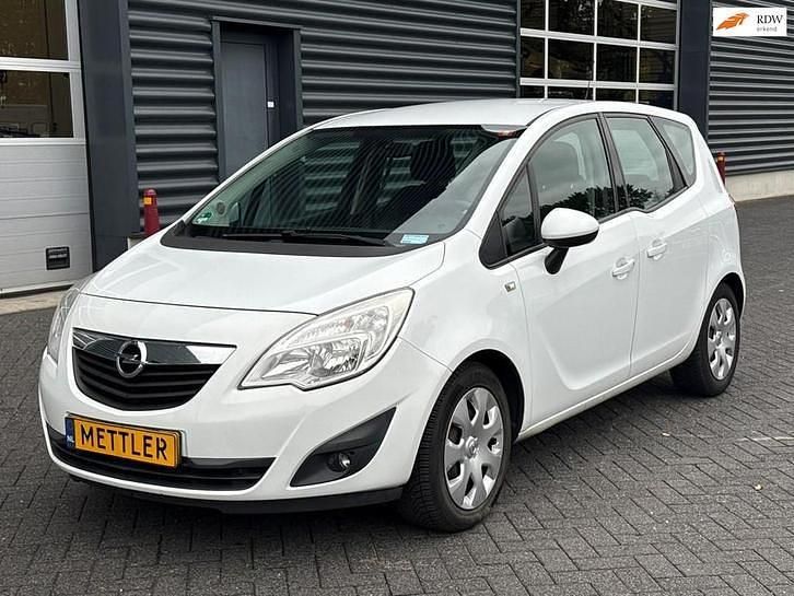 Wit Occasion 2012 Opel Meriva Business MPV | € 2.950 (Eerlijke prijs) - Afbeelding 1/4
