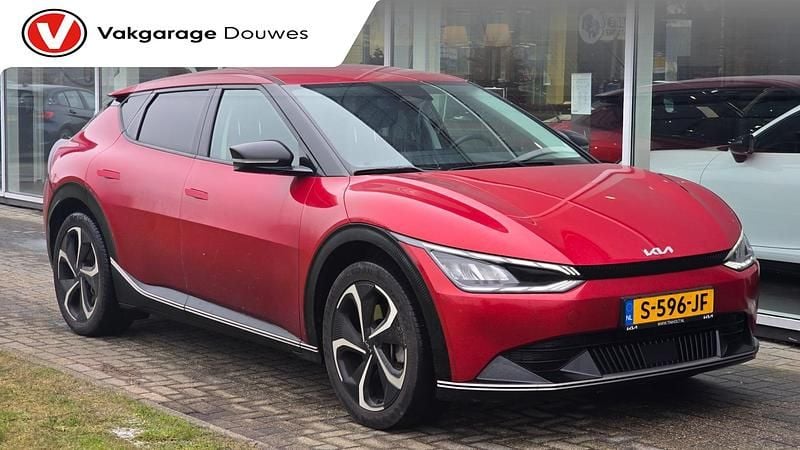 Rood Occasion 2023 Kia EV6 Plus SUV | € 32.950 (Goede deal) - Afbeelding 1/4