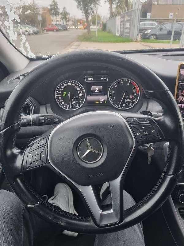 Zwart Gebruikt 2013 Mercedes A180 Ambition Coupé | € 9.000 - Afbeelding 1/4