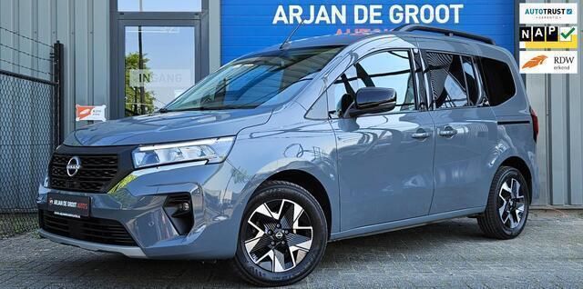 Grijs Gebruikt 2022 Nissan Townstar Tekna MPV | € 28.750 - Afbeelding 1/4