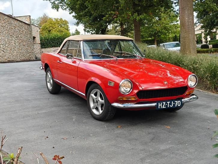 Occasion Fiat 124 Spider Sport 107 PK (78 kW) 1973 Cabriolet