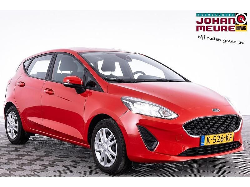 Rood Occasion 2021 Ford Fiesta Hatchback | € 12.990 (Goede deal) - Afbeelding 1/4