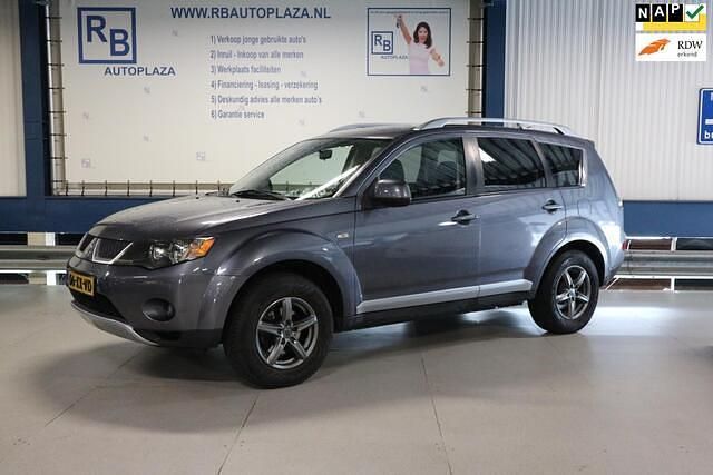 Grijs Gebruikt 2007 Mitsubishi Outlander Top SUV | € 4.750 (Duur) - Afbeelding 1/4