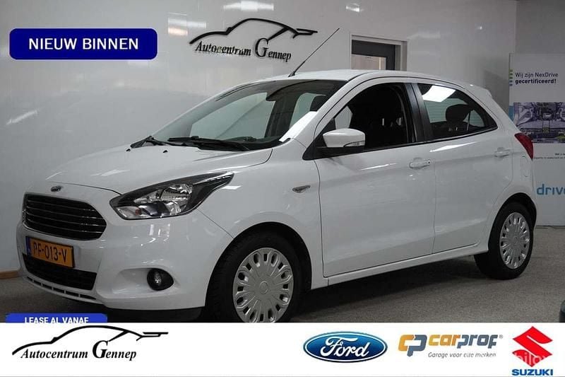 Wit Gebruikt 2017 Ford Ka Trend Hatchback | € 9.400 (Eerlijke prijs) - Afbeelding 1/4