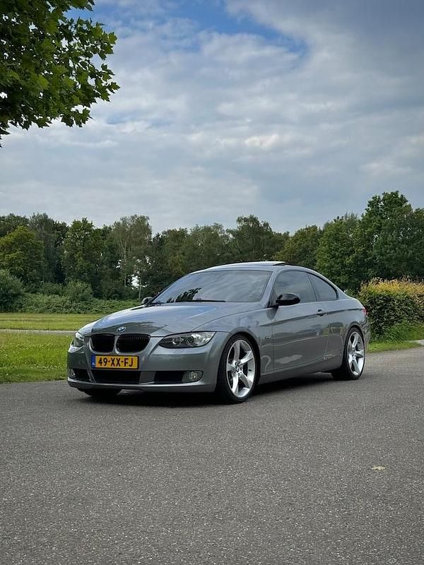 Occasion BMW 330 Executive 272 PK (200 kW) 2007 Grijs Coupé