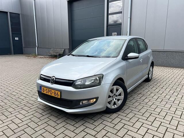 Grijs Gebruikt 2012 VW Polo Comfortline Hatchback | € 4.750 (Eerlijke prijs) - Afbeelding 1/4