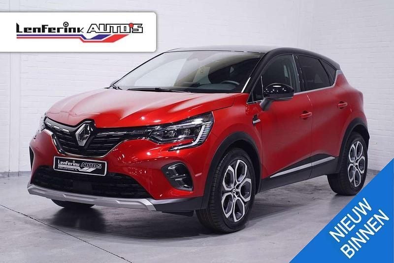 Rood, metallic lak Gebruikt 2024 Renault Captur Iconic SUV | € 27.866 (Eerlijke prijs) - Afbeelding 1/4