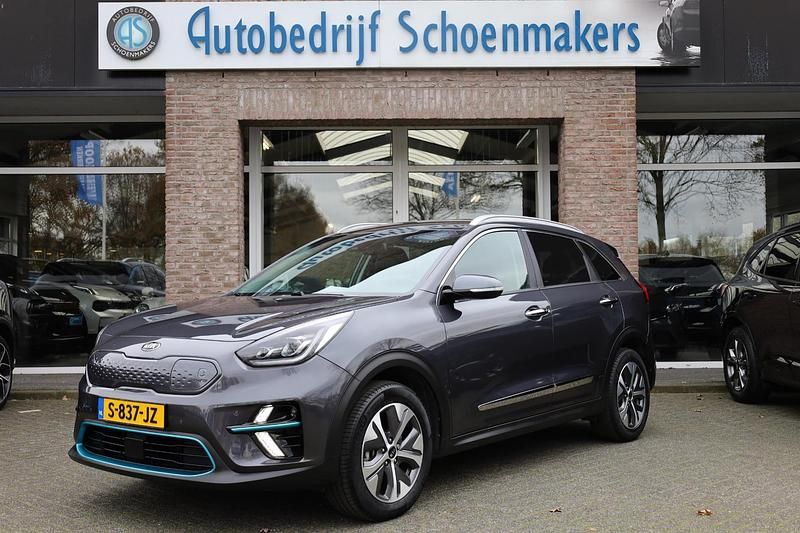 Grijs Occasion 2020 Kia e-Niro Comfort SUV | € 21.990 (Eerlijke prijs) - Afbeelding 1/4