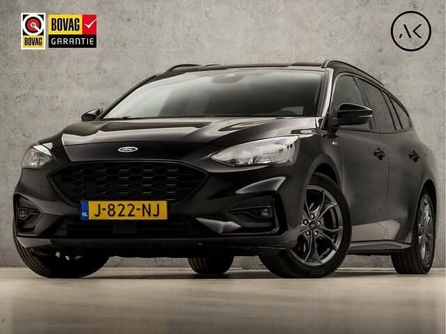 Zwart Gebruikt 2020 Ford Focus ST-Line X Stationwagen | € 15.945 (Super prijs) - Afbeelding 1/4