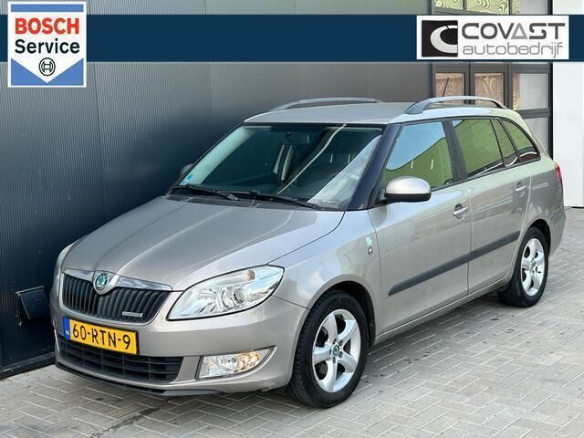 Beige, metallic lak Gebruikt 2011 Skoda Fabia GreenLine Stationwagen | € 2.950 (Eerlijke prijs) - Afbeelding 1/4