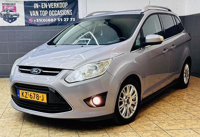 Grijs Gebruikt 2012 Ford Grand C-Max Titanium MPV | € 3.499 - Afbeelding 1/4