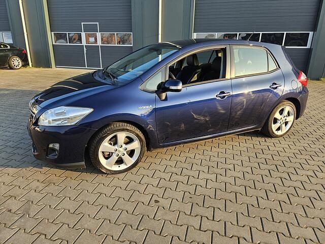 Occasion Toyota Auris Executive 99 PK (72 kW) 2011 Blauw Hatchback