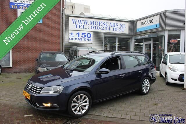 Blauw Occasion 2011 VW Passat Trendline Stationwagen | € 4.950 (Eerlijke prijs) - Afbeelding 1/4