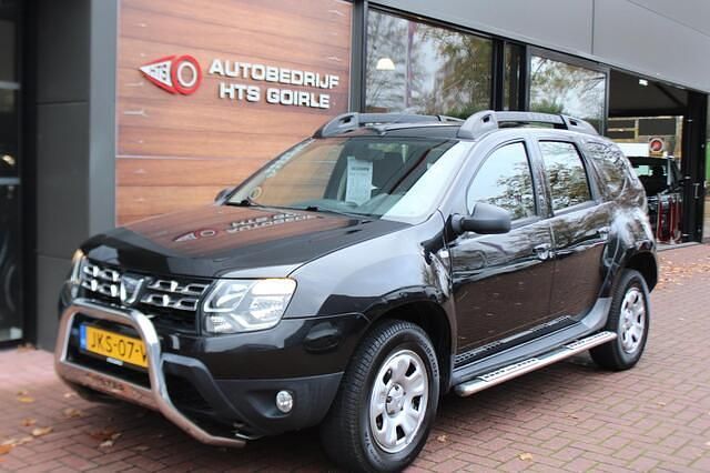 Zwart Gebruikt 2014 Dacia Duster Lauréate SUV | € 7.750 (Eerlijke prijs) - Afbeelding 1/4