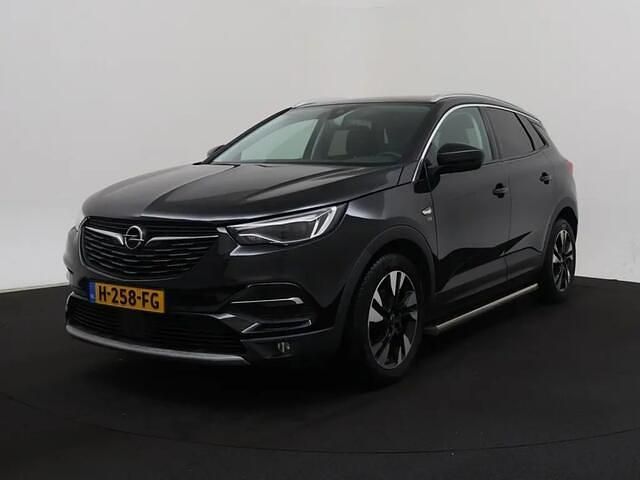 Zwart Occasion 2019 Opel Grandland X Innovation SUV | € 15.900 (Iets duurder) - Afbeelding 1/4