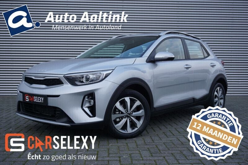 Grijs Gebruikt 2025 Kia Stonic SUV | € 19.880 (Super prijs) - Afbeelding 1/4