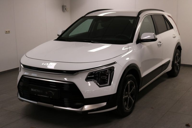 Wit Nieuw 2024 Kia e-Niro SUV | € 31.844 (Super prijs) - Afbeelding 1/4