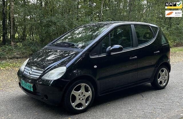 Zwart Gebruikt 1999 Mercedes A140 | € 1.500 (Duur) - Afbeelding 1/4