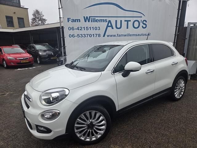 Wit Occasion 2015 Fiat 500X Lounge SUV | € 8.448 (Eerlijke prijs) - Afbeelding 1/4