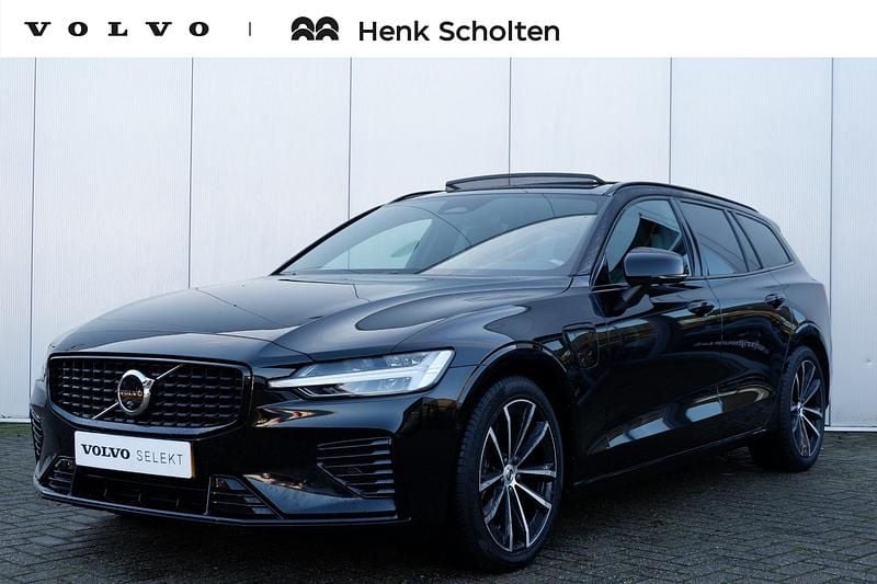 Zwart Gebruikt 2024 Volvo V60 Plus Stationwagen | € 43.950 (Eerlijke prijs) - Afbeelding 1/4