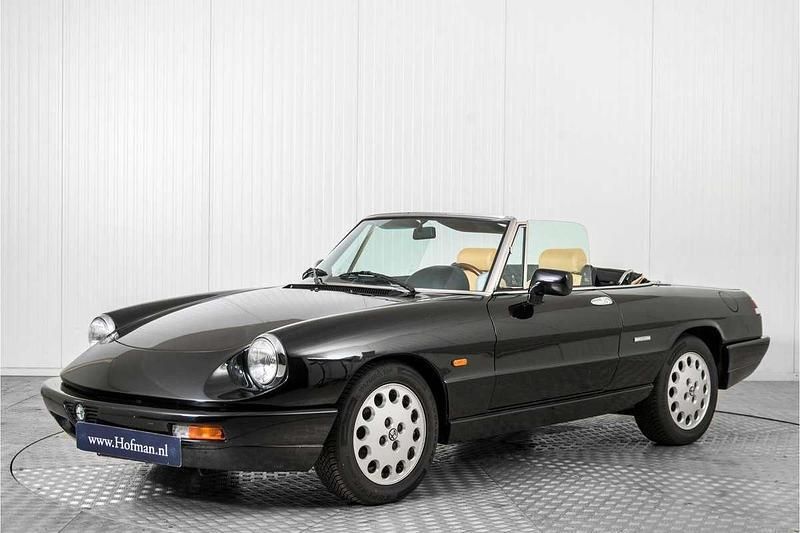 Zwart Gebruikt 1991 Alfa Romeo Spider Cabriolet | € 21.900 - Afbeelding 1/4