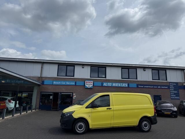 Geel Gebruikt 2018 Mercedes Vito MPV | € 9.450 (Super prijs) - Afbeelding 1/4