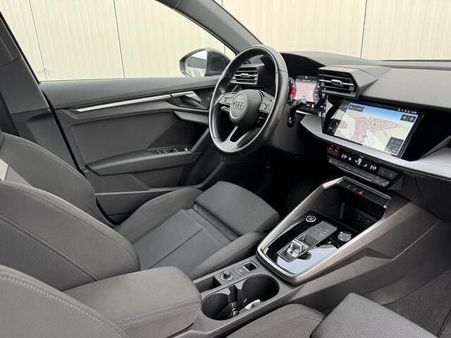 Occasion Audi A3 Sportback Business 150 PK (110 kW) 2020 Grijs (metallic) Hatchback