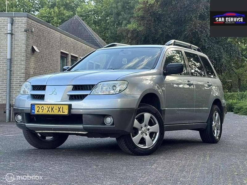Grijs Occasion 2007 Mitsubishi Outlander SUV | € 1.999 (Super prijs) - Afbeelding 1/4