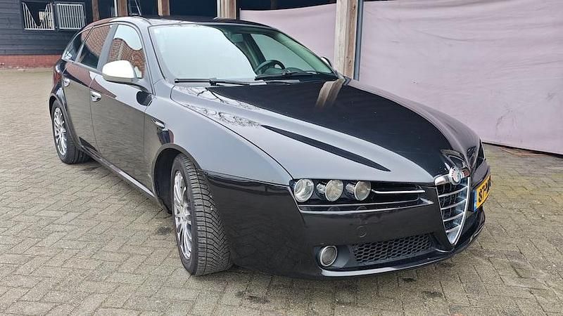 Occasion Alfa Romeo 159 Business 185 PK (136 kW) 2007 Zwart (metallic) Stationwagen
