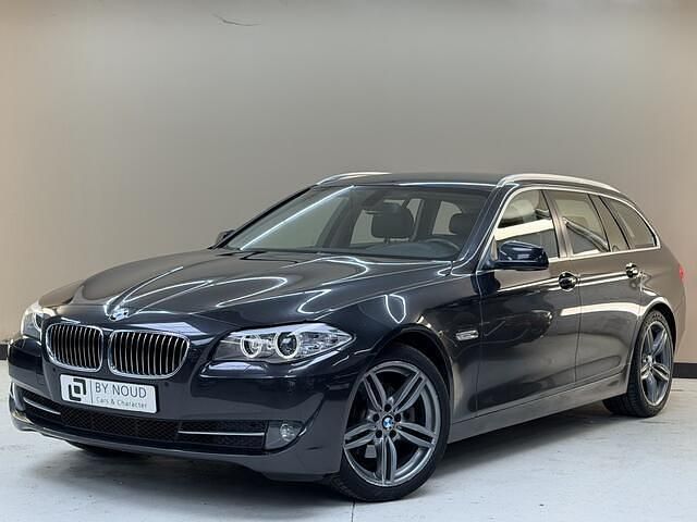 Occasion BMW 520 Executive 184 PK (135 kW) 2011 Grijs Stationwagen