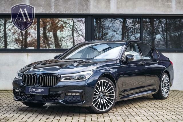 Zwart Gebruikt 2016 BMW 750 M Sport Sedan | € 42.950 (Iets duurder) - Afbeelding 1/4