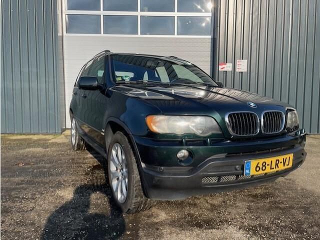 Groen, metallic lak Gebruikt 2003 BMW X5 Executive SUV | € 4.950 (Goede deal) - Afbeelding 1/4