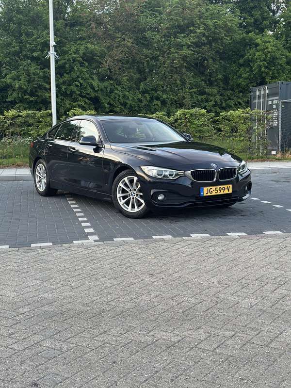 Zwart Gebruikt 2016 BMW 418 Sport Line Coupé | € 13.500 (Eerlijke prijs) - Afbeelding 1/4