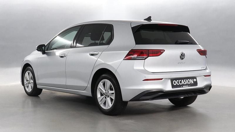 Occasion VW Golf VIII Business 112 PK (82 kW) 2024 Grijs (metallic) Hatchback