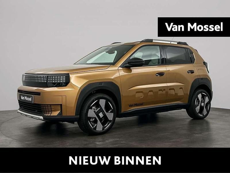 Bruin Occasion 2025 Fiat Grande Panda La Prima Hatchback | € 23.940 (Goede deal) - Afbeelding 1/4